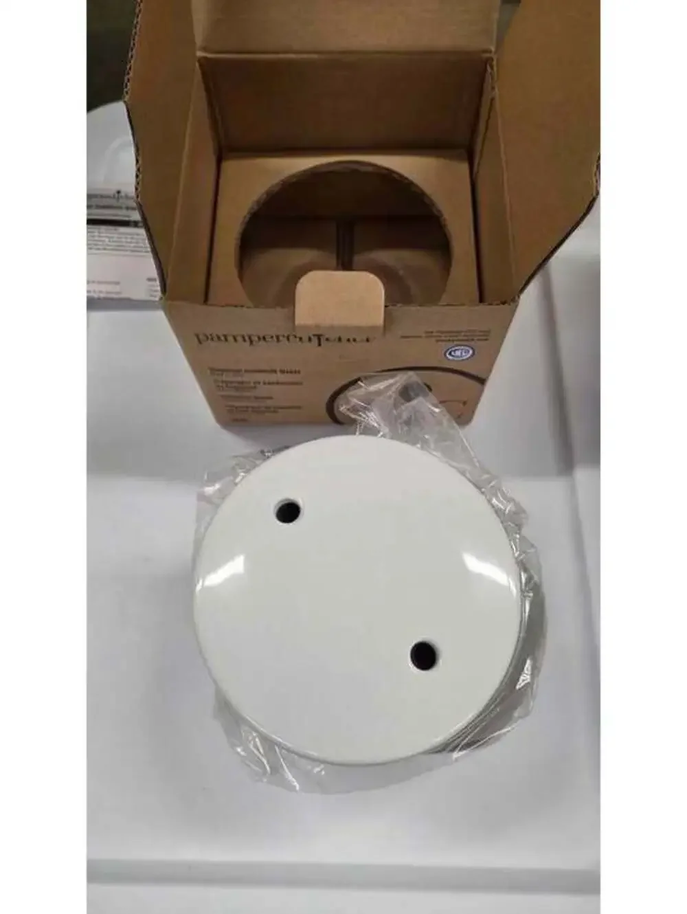 Pampered chef breakfast sandwich maker, new in box
